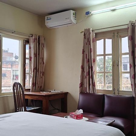 Rooftop Studio And 2Bhk Apartments In Kathmandu'S Most Happening Place Exterior foto